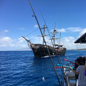 海賊船あらわる!